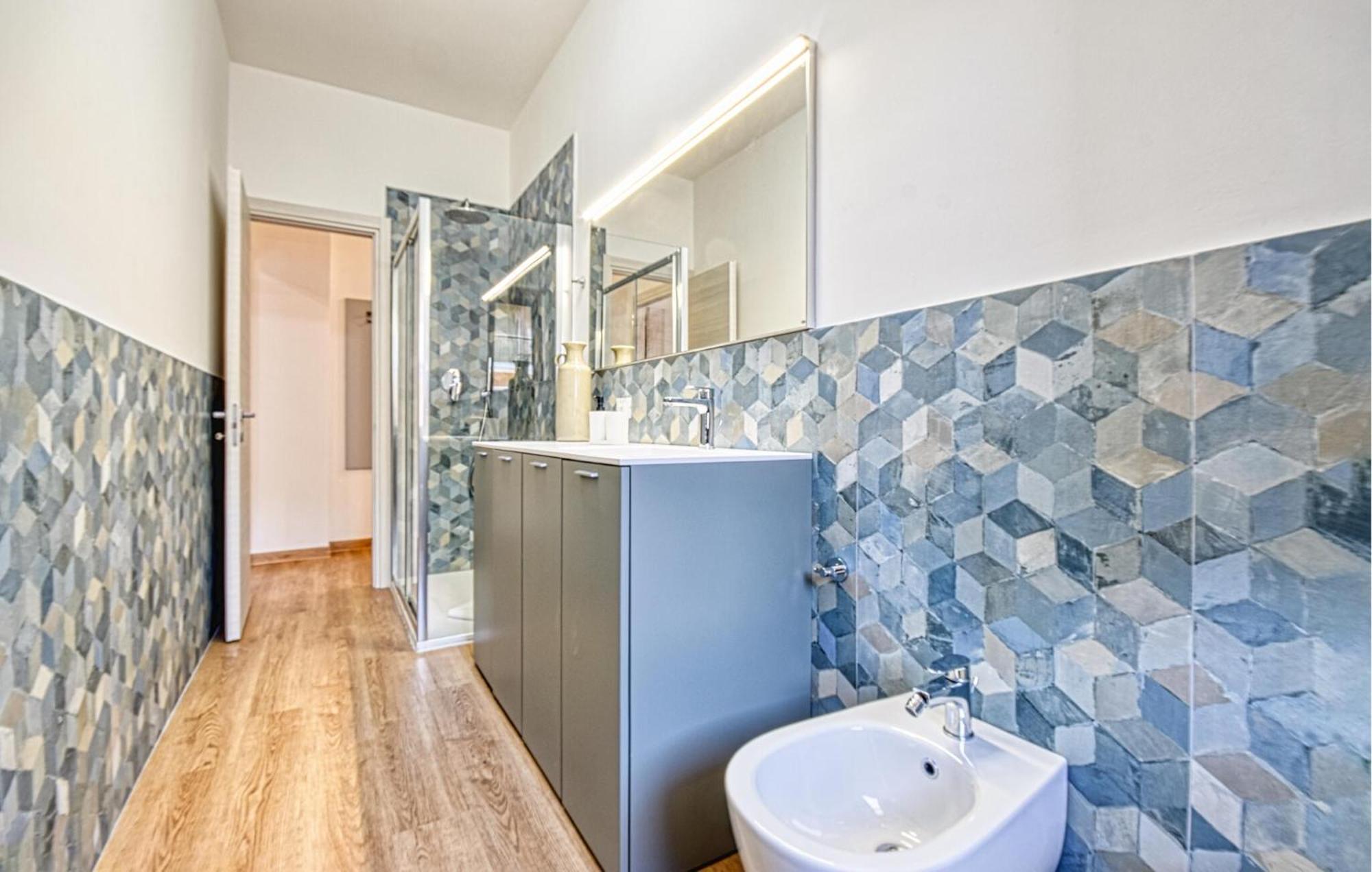 1 Bedroom Lovely Apartment In Recco Bagian luar foto